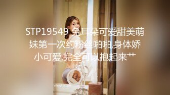 高中制服jk嫩妹肉臀弯腰坐镜头脸和黑森林同框前抄❤️黄色超短裙极品美女扶梯上还用手机把裙子挡着黄色内内